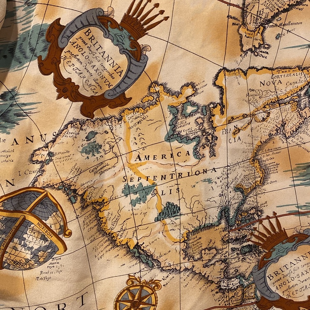Vtg‎ 90s Silk map print blouse - Picture 3 of 7